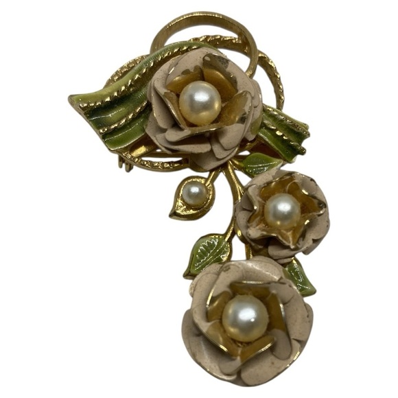 Vintage Floral Pearl Brooch​ - Picture 1 of 8